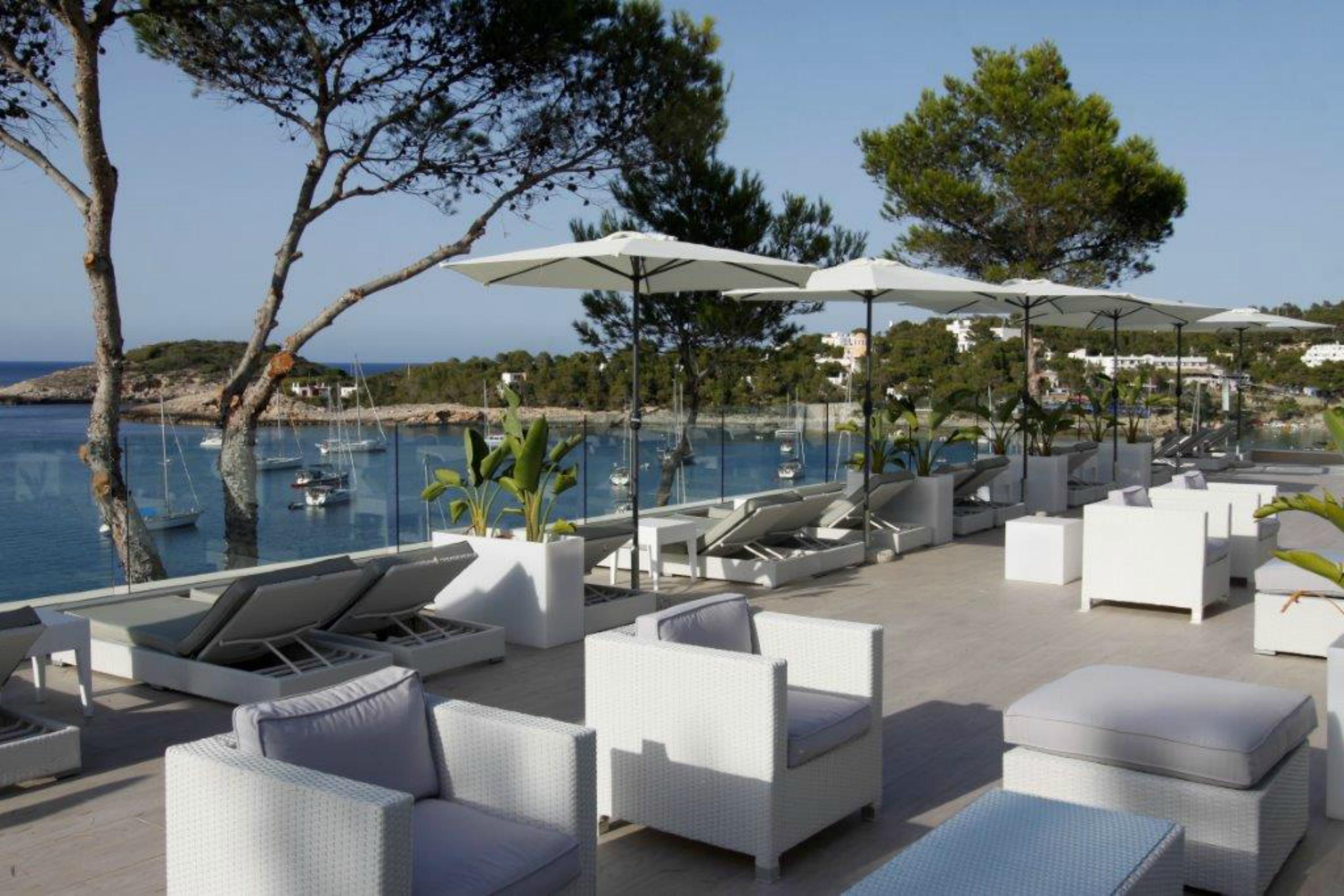 Bg Portinatx Beach Club Hotel Екстер'єр фото