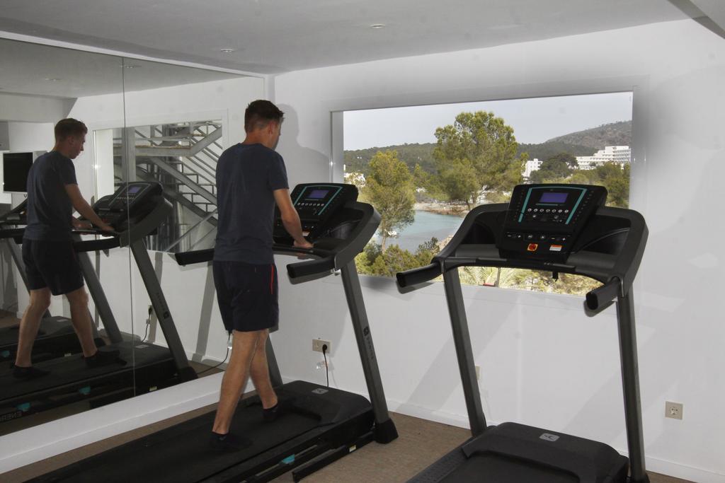 Bg Portinatx Beach Club Hotel Екстер'єр фото