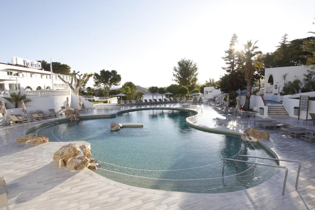 Bg Portinatx Beach Club Hotel Екстер'єр фото